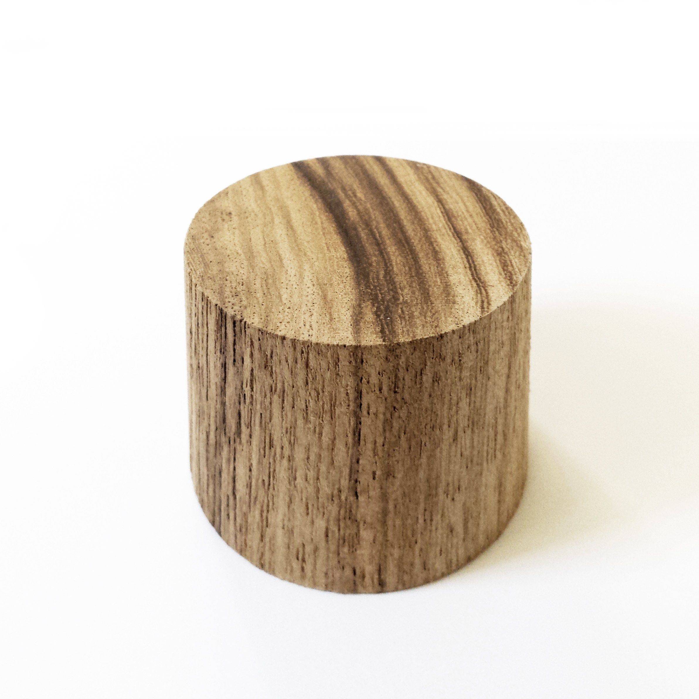 Квадратный низкий журнальный столик из массива дерева mg12 София ARCH-00132414 - Вид №2