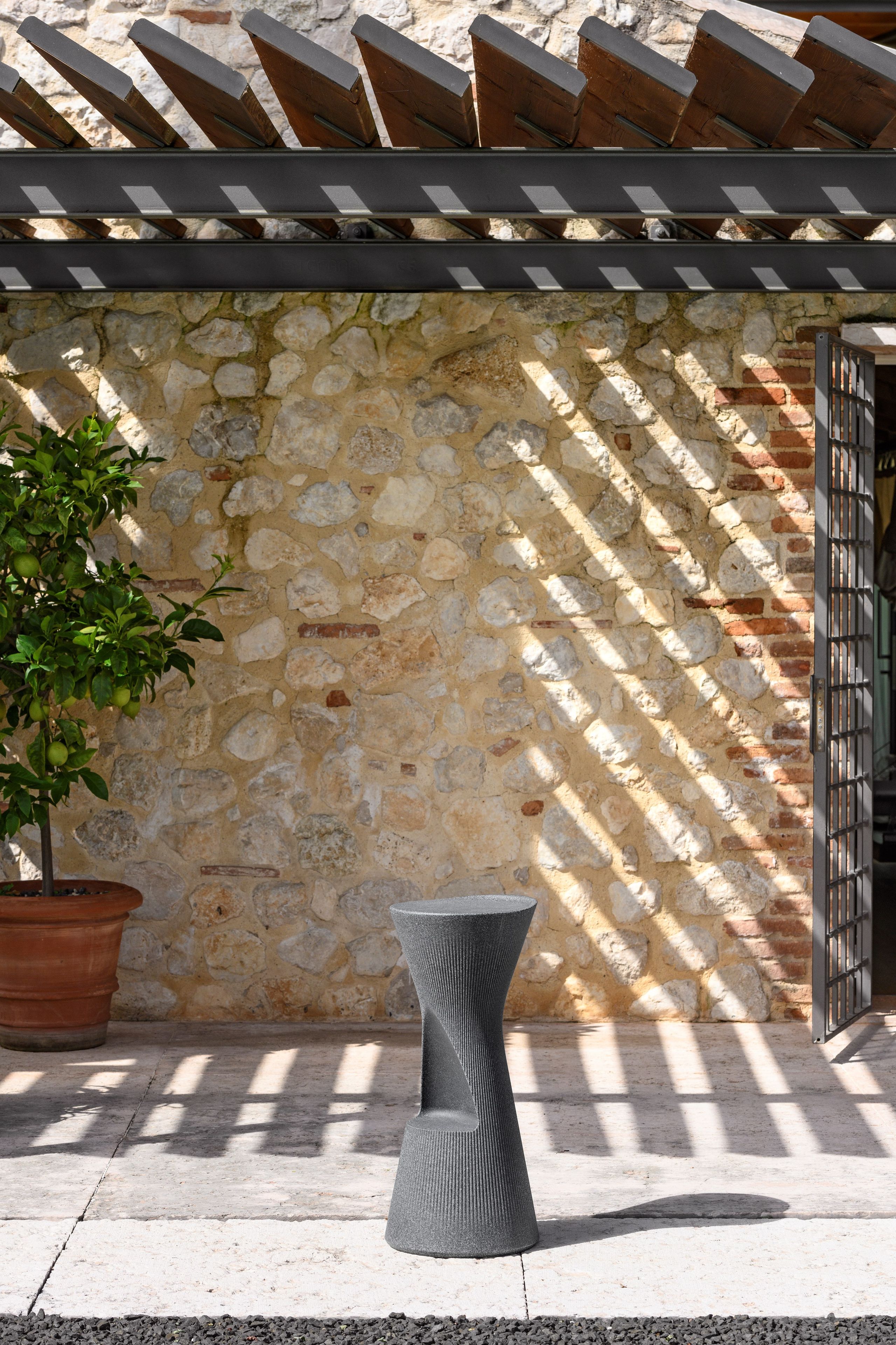 Табурет из полиэтилена PLUST Fade ARCH-00104778 - Вид №15