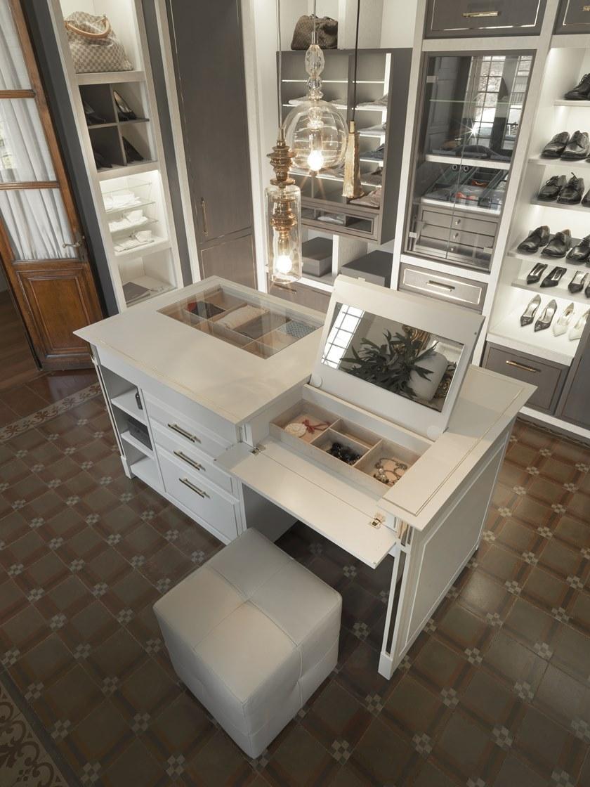 Martini Interiors Гардеробная из дуба со встроенной подсветкой на заказ Essenza sun-id-1504495 - Вид №2