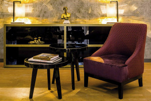 Кресло  DOM EDIZIONI DACKYS