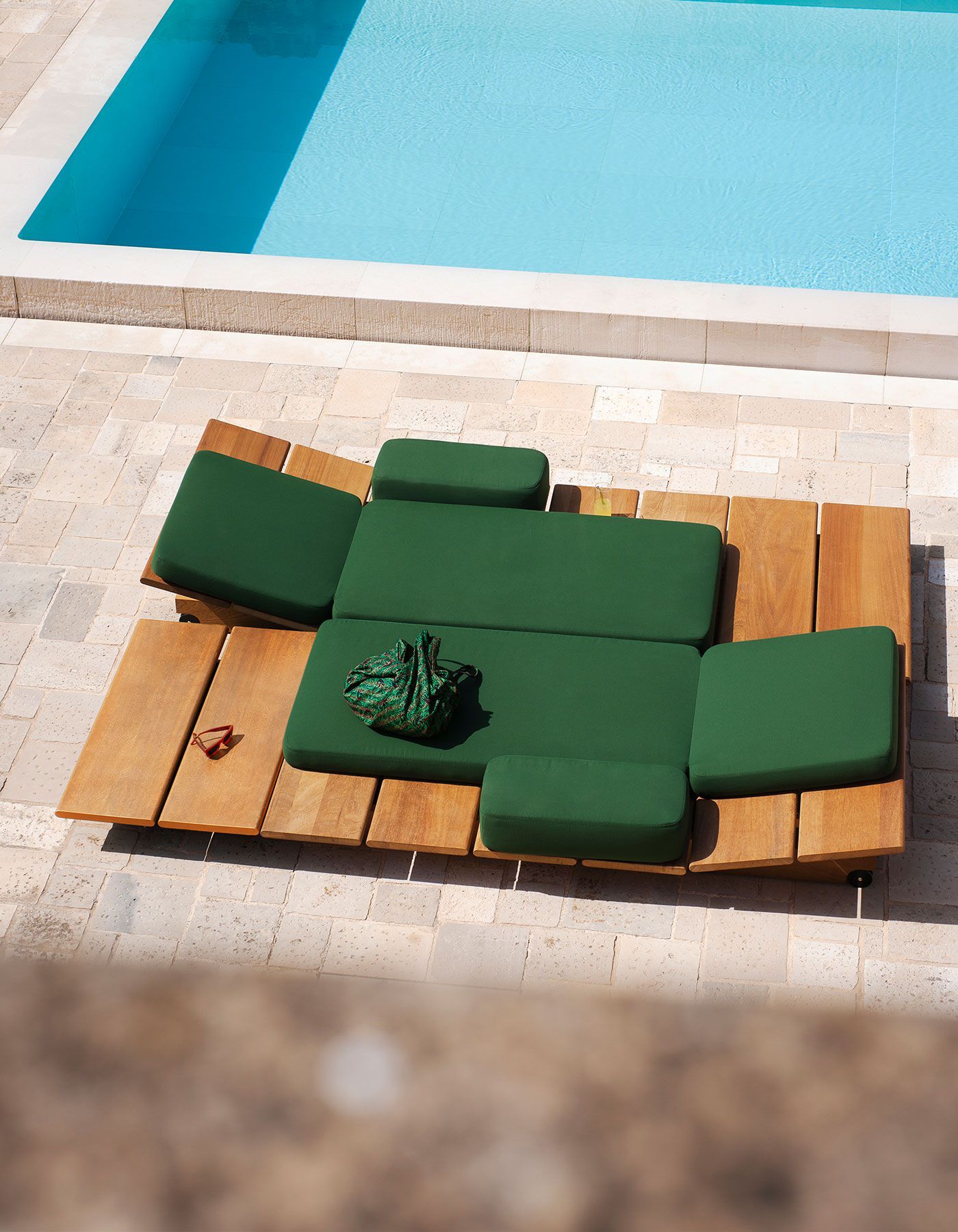 Прямоугольный садовый столик в ироко RODA Эолийский ARCH-00134189 - Вид №4