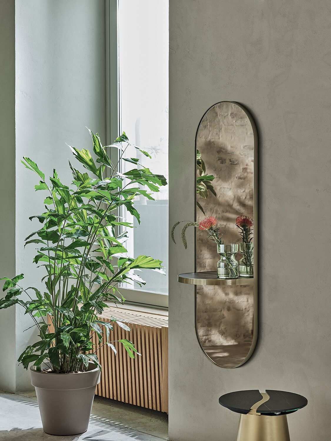 Настенное зеркало со стальной рамой и полкой Bontempi Casa PILL ARCH-00098858 - Вид №2