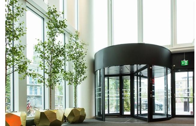 ASSA ABLOY Вращающаяся дверь большой вместимости с тремя секторами Porte automatiche girevoli sun-id-1491804 - Вид №8