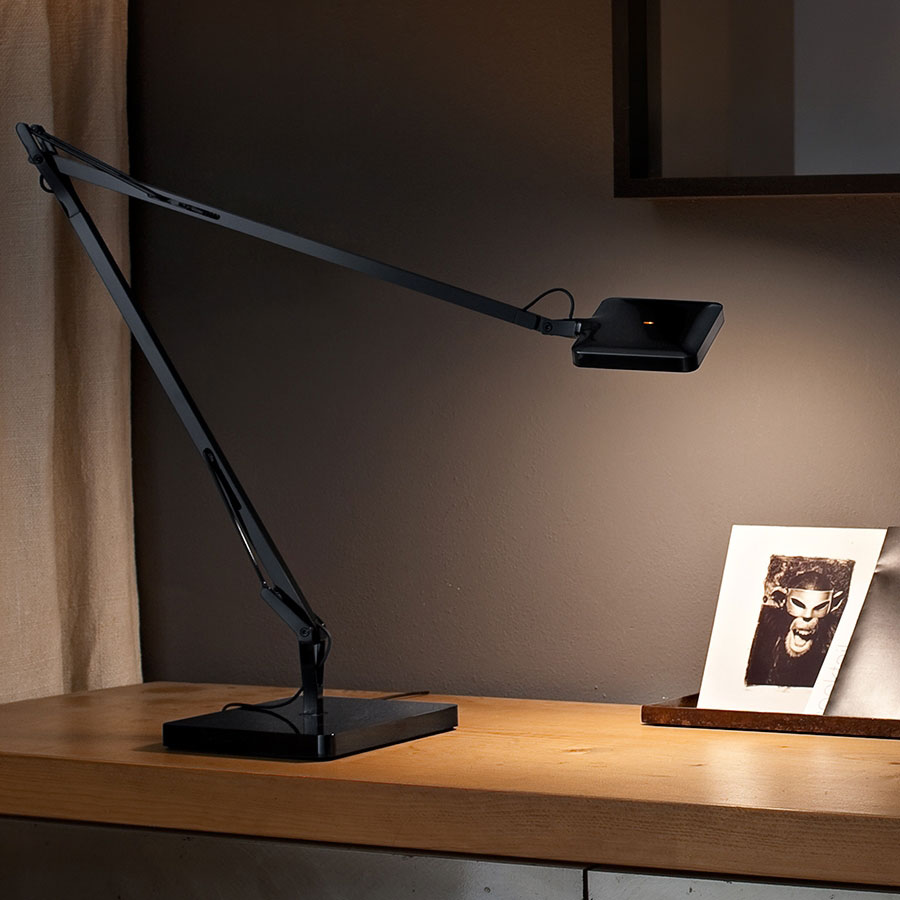 Flos Kelvin Led F3311030 shiny черная лампа настольная 92767 - Вид №1