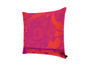 Квадратная подушка из ткани с цветочным рисунком
