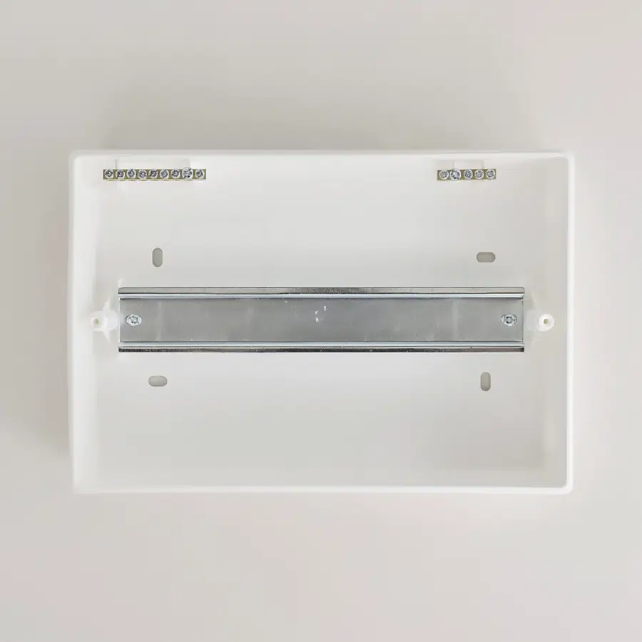 LUXRAY Бокс ЩРВ-П-12 LEZARD 731-1000-012 - Вид №3