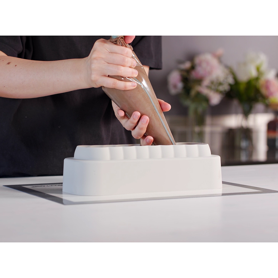 20.404.13.0065 Форма для приготовления пирожных inserto buche 22 х 5 см силиконовая Silikomart  - Вид №3