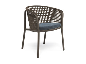 Алюминиевый стул и квадратный плетеный Канат