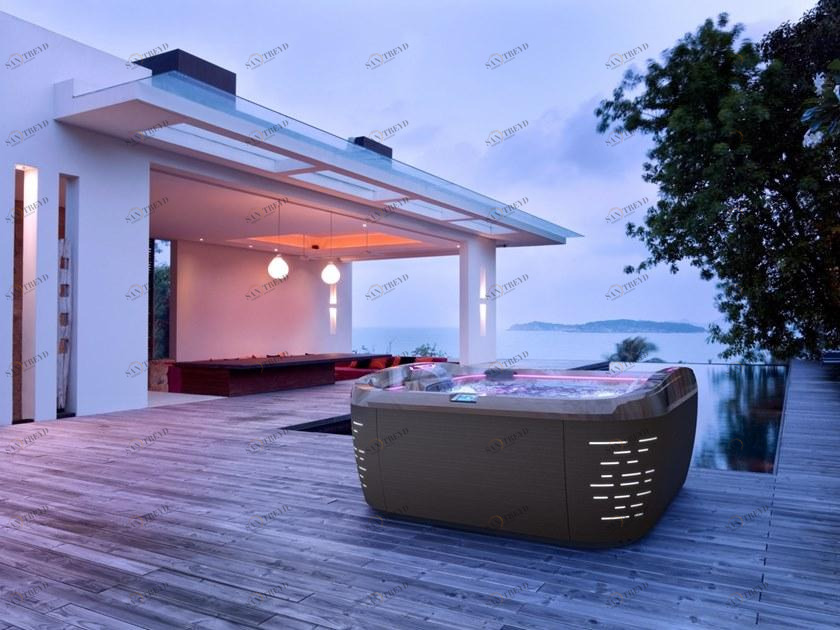 Jacuzzi® Квадратный мини-бассейн с гидромассажем J-500™ sun-id-1432158