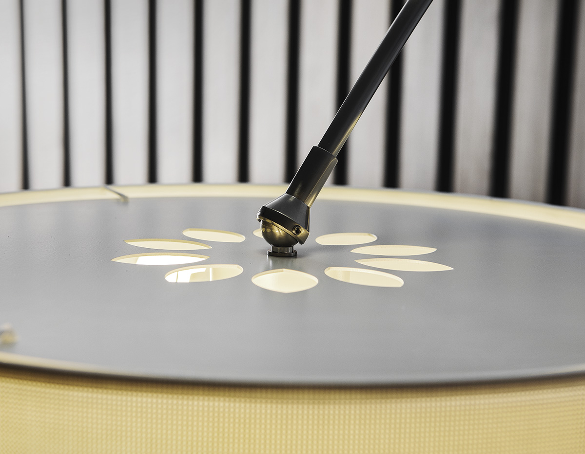 023073 Торшер IRIS P-2718 Estiluz Iris