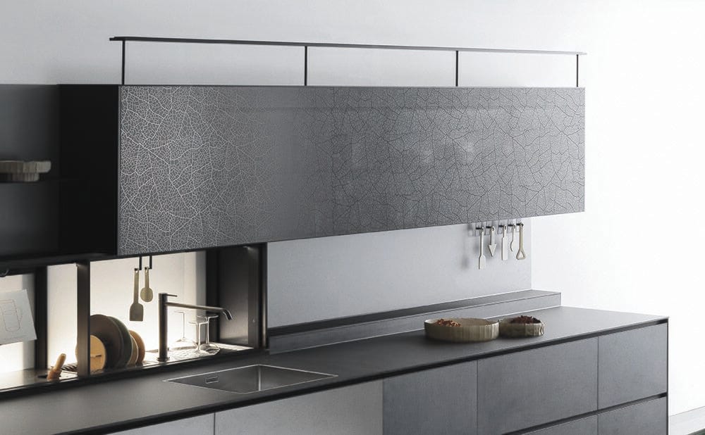 Подвесной кухонный шкаф без ручек с полками VALCUCINE PENSILE AERIUS ARCH-00142552 - Вид №4