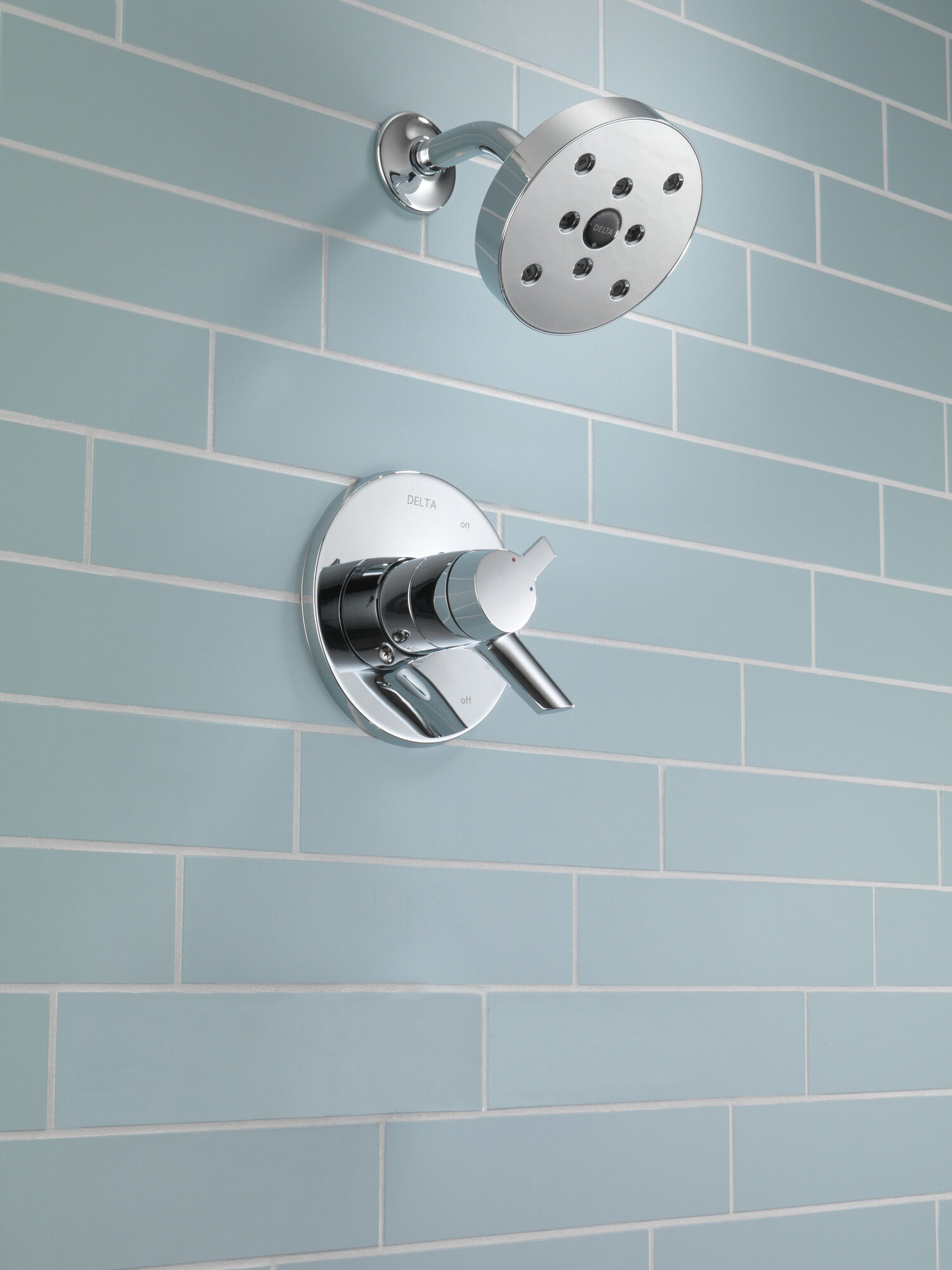 T17261 Накладка для душа Monitor® 17 серии H2Okinetic® Delta Faucet Compel Хром  - Вид №3