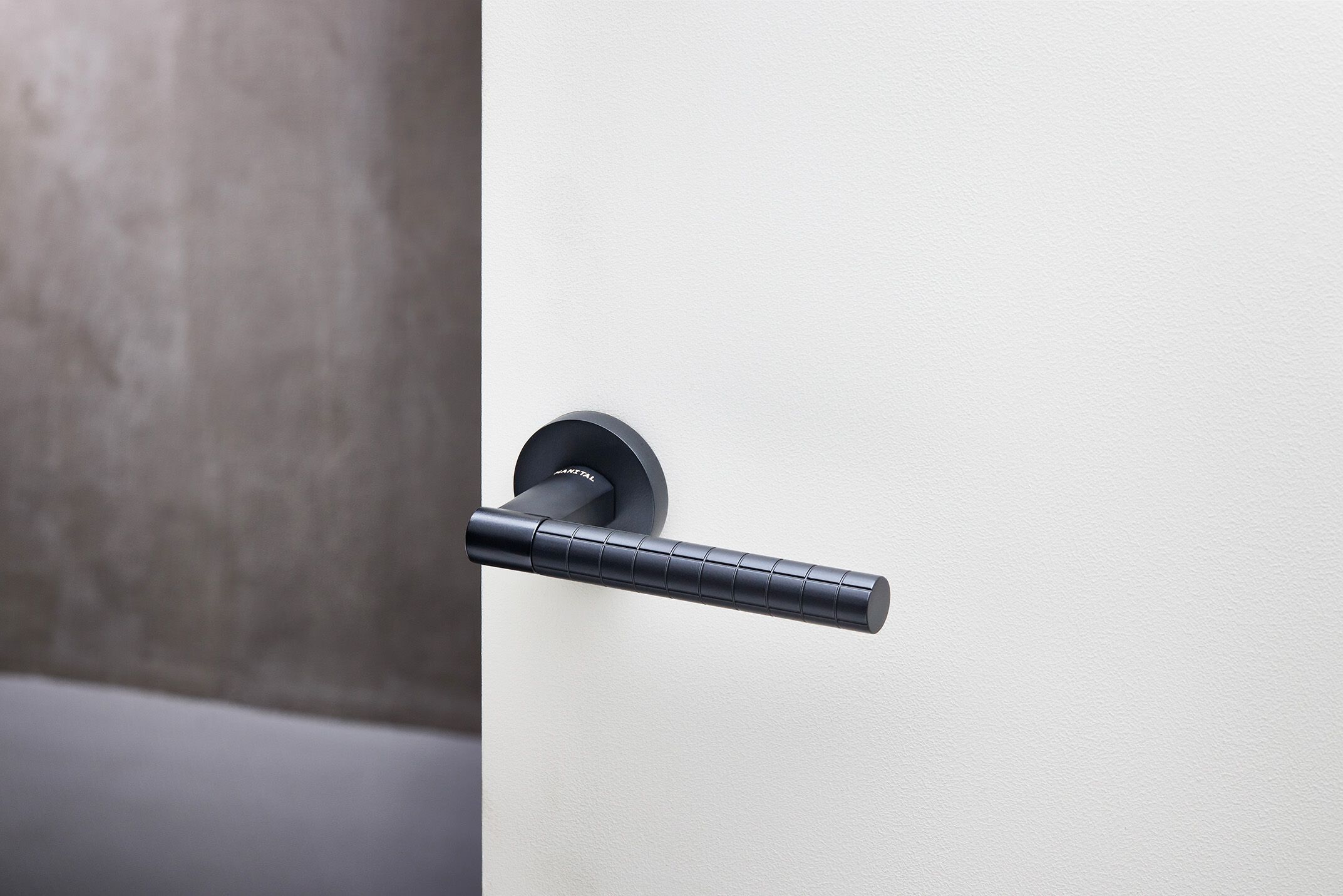 Латунная ручка на розетке Manital круглый ARCH-00006890 - Вид №1