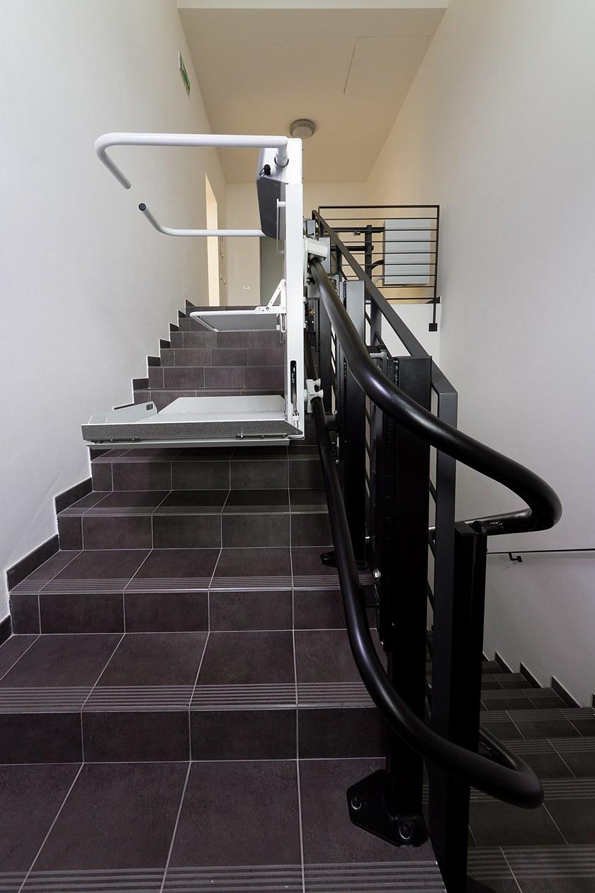 KONE Лестничный подъемник с платформой Kone motus sun-id-1482722 - Вид №3