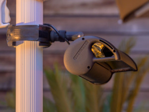 Нагревательная лампа с навесом