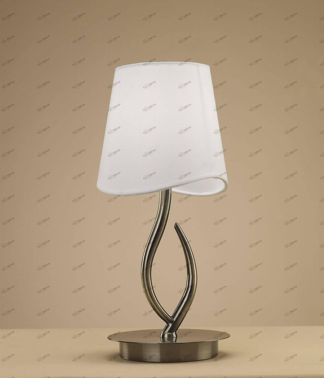 Настольная лампа Mantra Ninette Antique Bras 1925 MANTRA ИНТЕРЬЕРНЫЕ 079948 Белый;бронза 