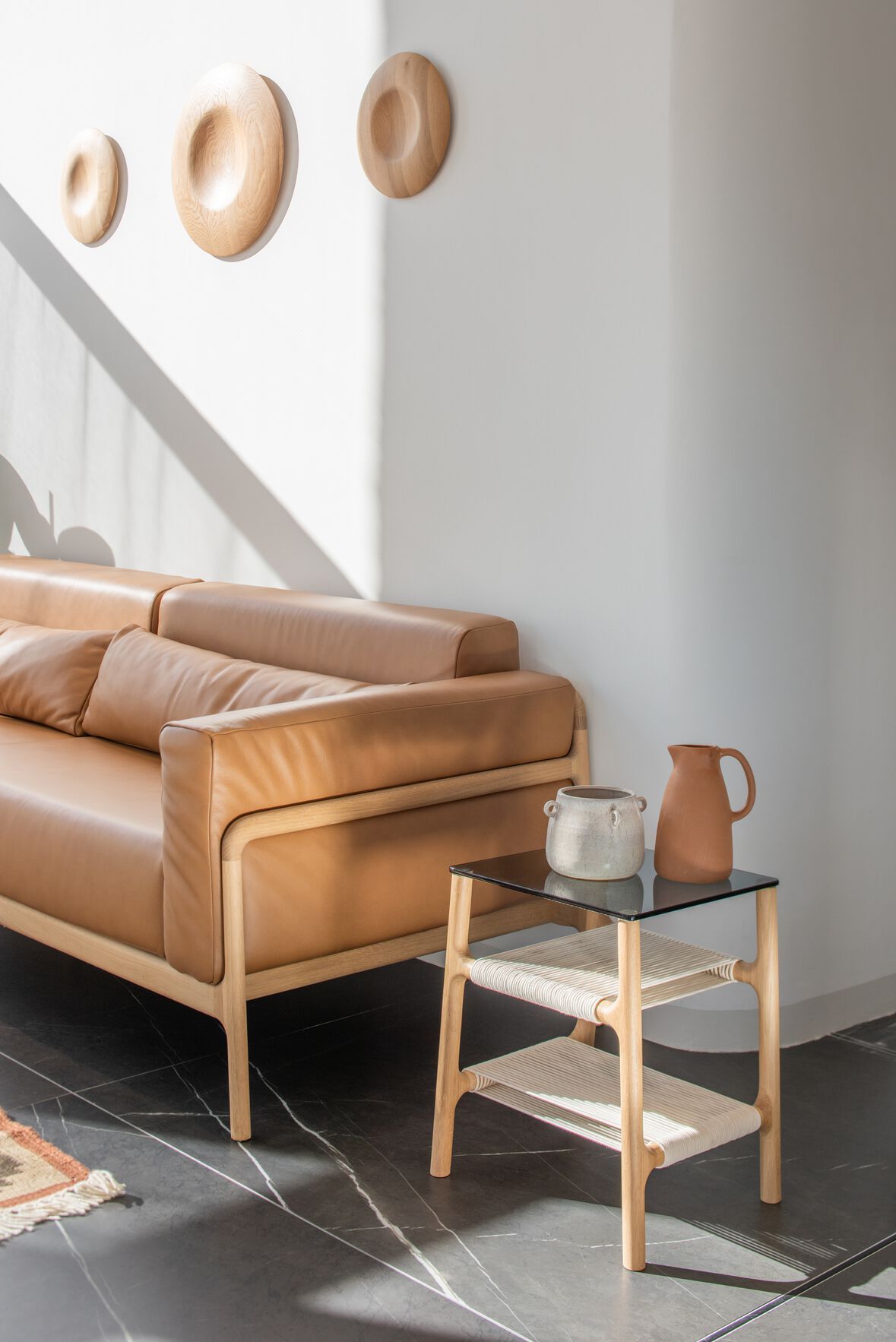 2-местный кожаный диван Gazzda Fawn ARCH-00142155 - Вид №9