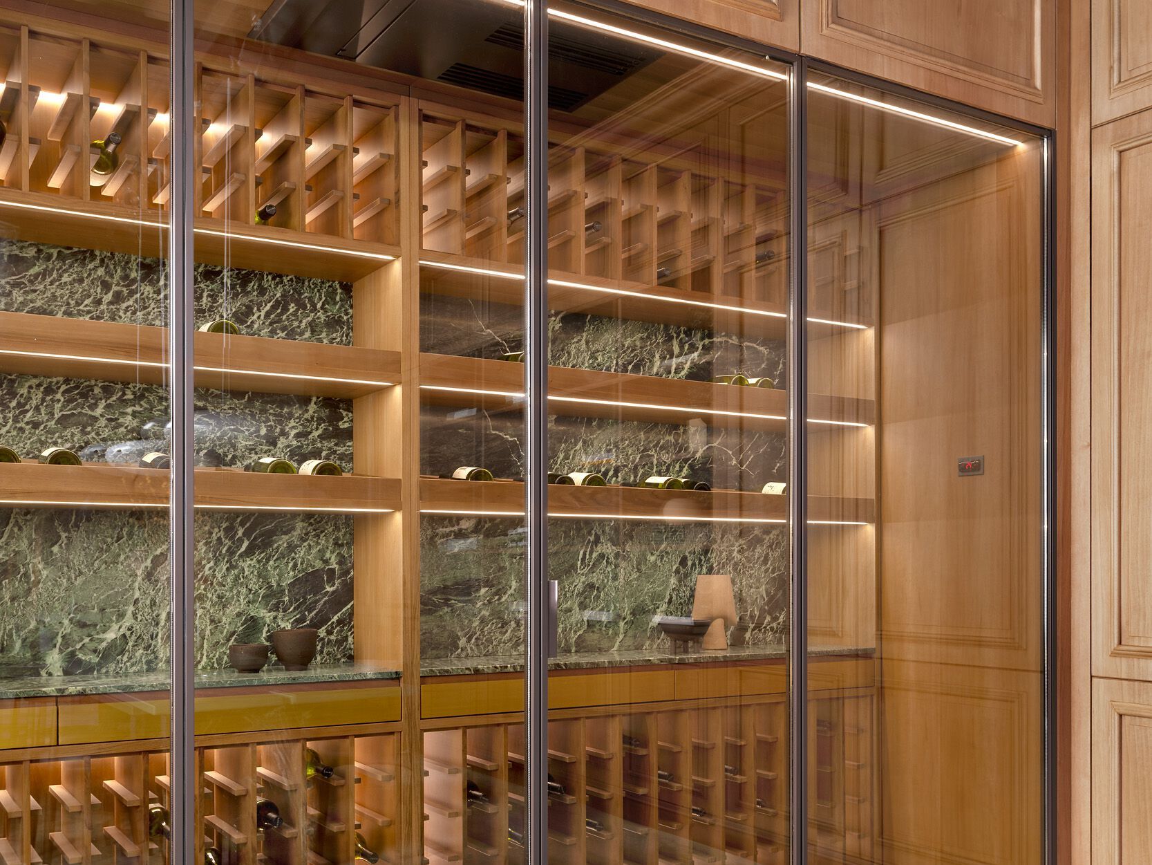 Винный погреб из грецкого ореха L'Ottocento SOAVE ARCH-00097463