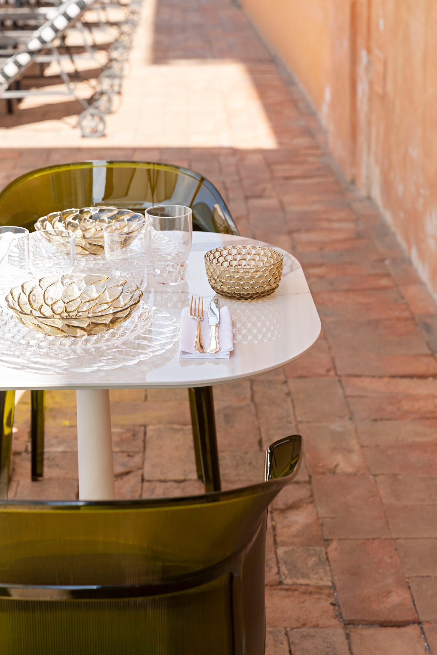 Набор бокалов для вина из инженерного пластика Kartell Jellies Family ARCH-00137409 - Вид №5