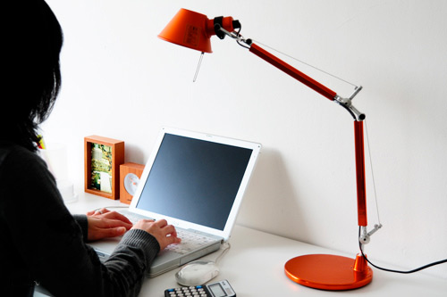 Настольная лампа 73х69 см оранжевая Tolomeo Micro A011860 ARTEMIDE  00-3883005 Оранжевый  - Вид №3