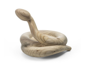 Безделушка из кедра