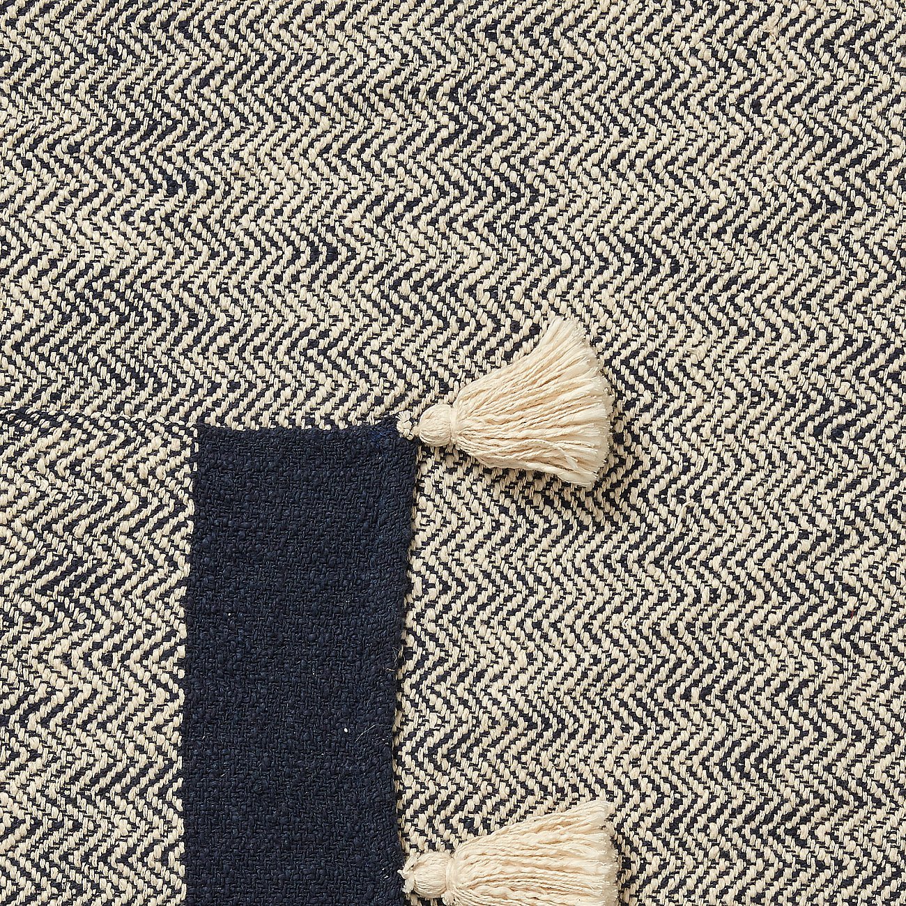 Плед Jinni 125x150 синий от La Forma LA FORMA ДИЗАЙНЕРСКИЕ, GINNIS, ПОЛОСКА, ОРНАМЕНТ 298815 Синий  - Вид №1