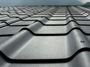 Фиброзно-бетонная кровельная панель и плита