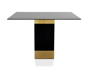 Стальной квадратный стол