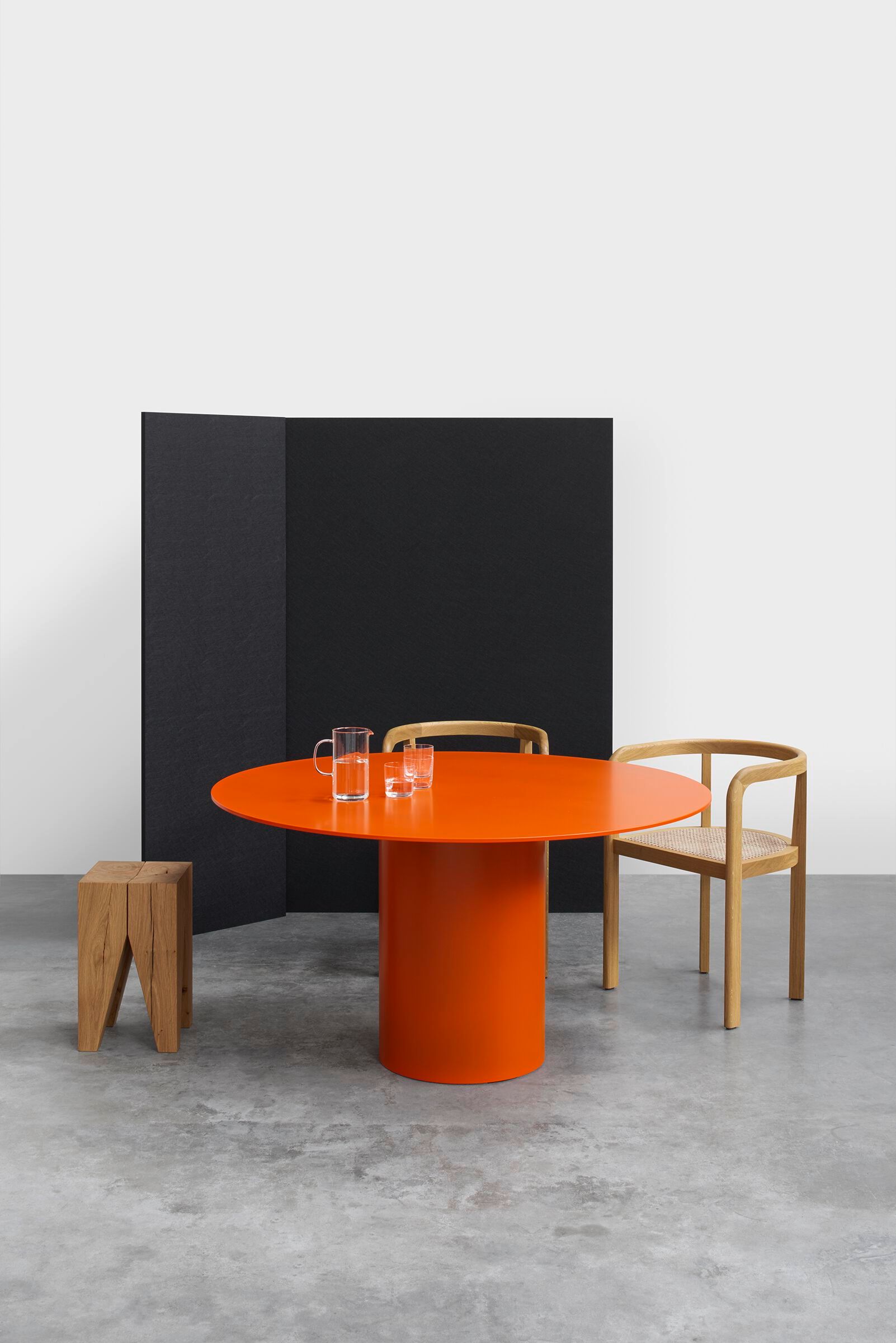 Табурет из массива дерева e15 BACKENZAHN™ ARCH-00066592 - Вид №4