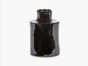 Круглая каменная ваза