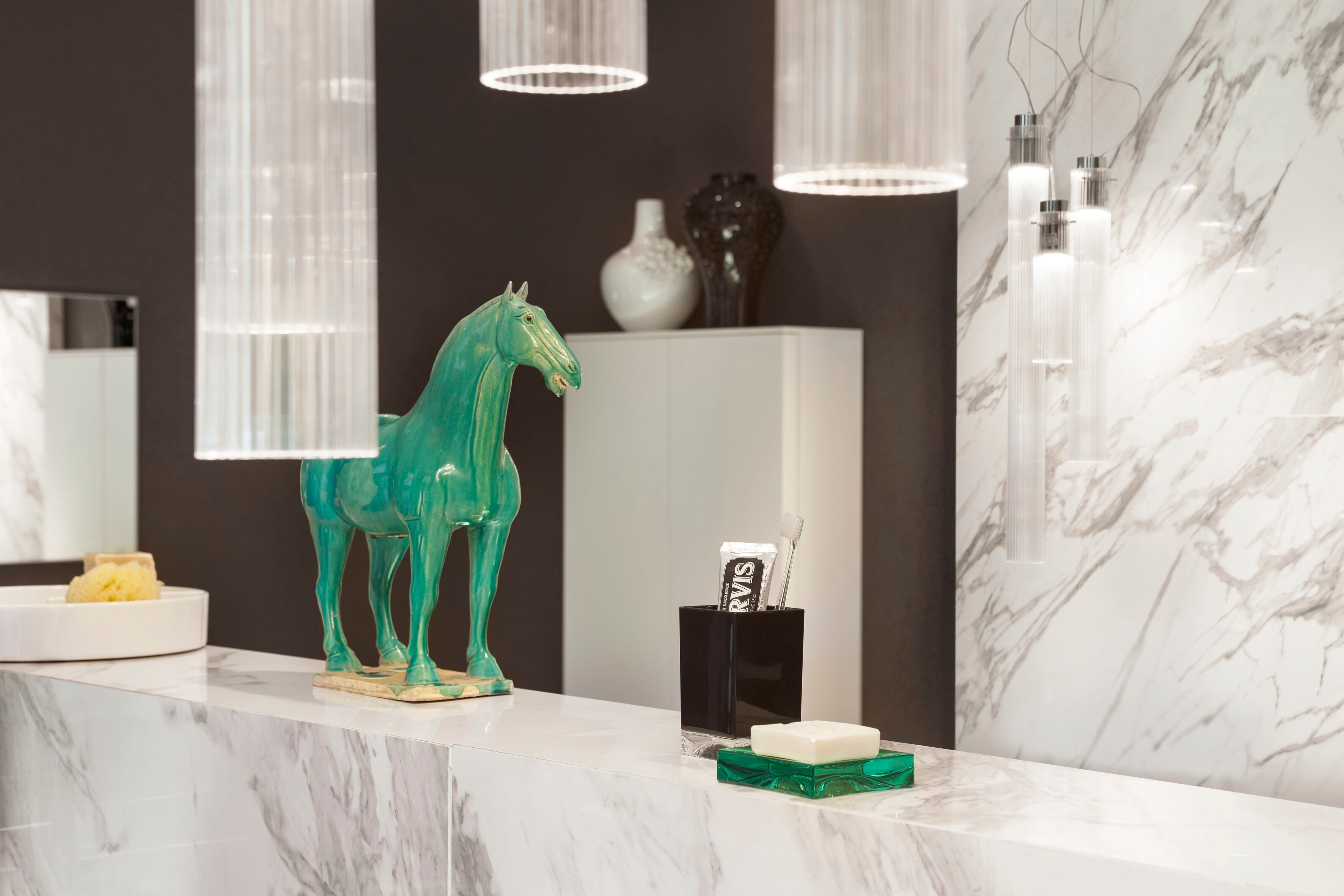 Держатель зубной щетки из инженерного пластика Kartell Kartell by Laufen ARCH-00038155 - Вид №3