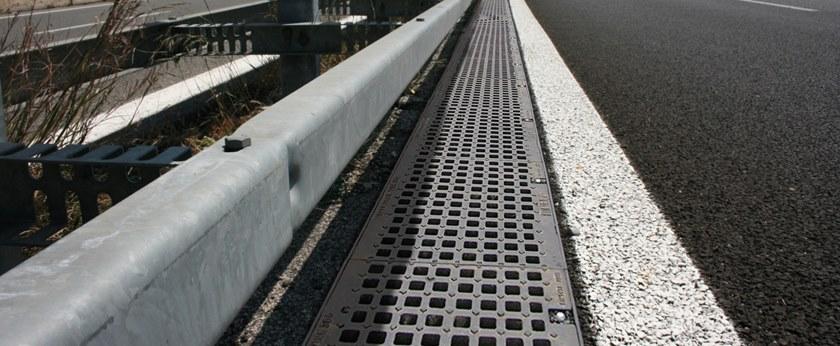 ACO PASSAVANT Дренажный канал и элемент из полиэтилена Mufle wing sun-id-1479282 - Вид №1