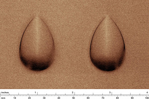 FSRT610 Плавленая бронза с отделкой из песчаника в форме капли Forms-surfaces 