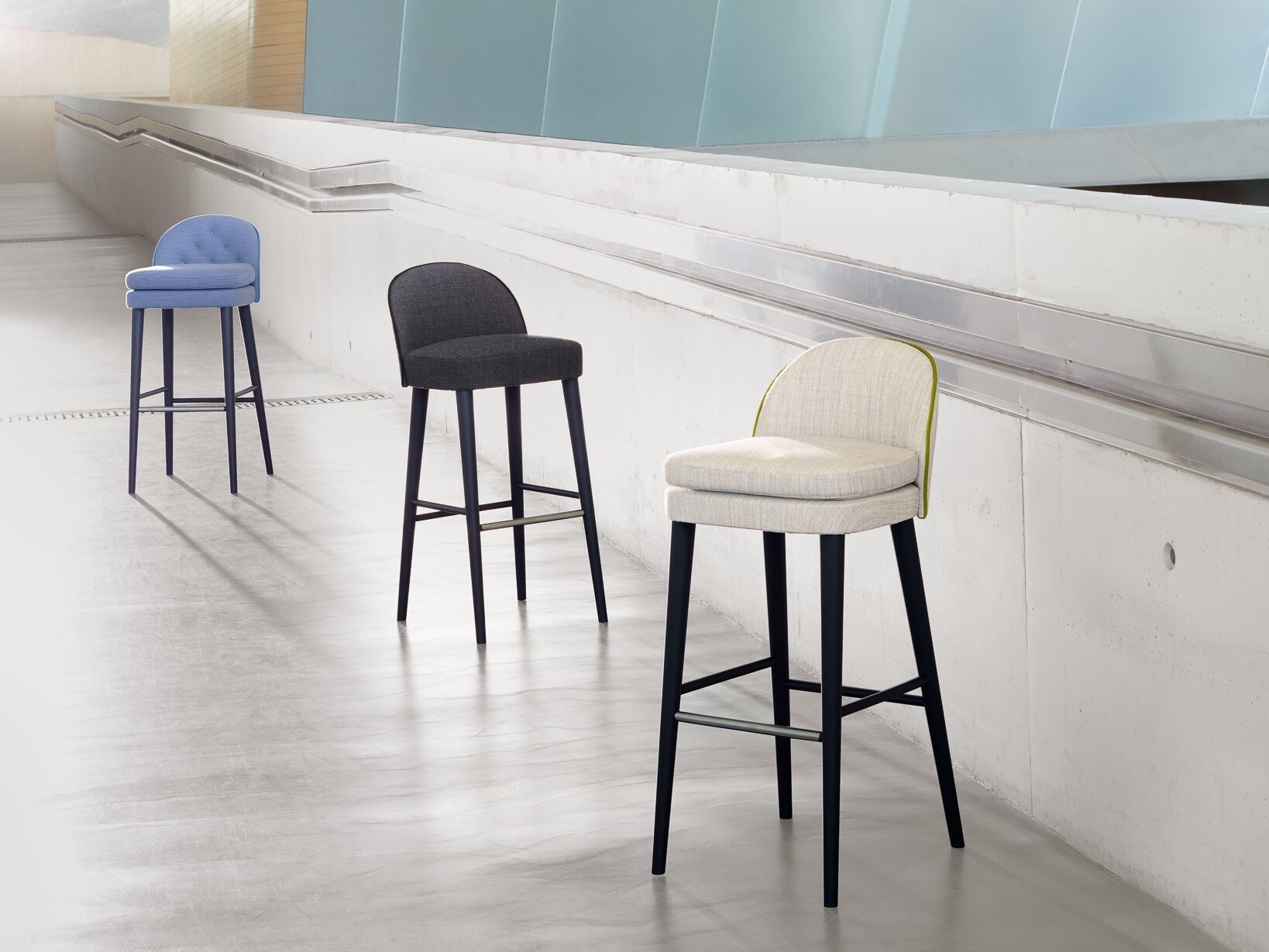 Барный стул capitonné из ткани Very Wood ARCH-00142960 - Вид №1