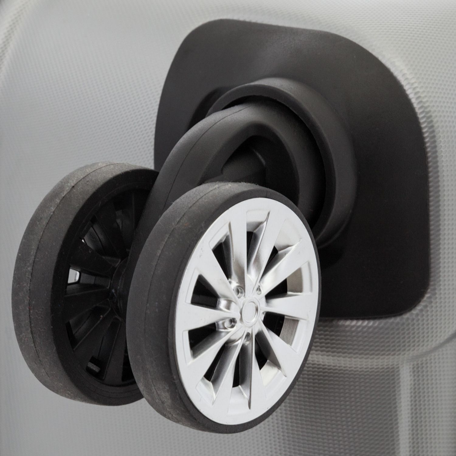 424182-25 Чемодан 424182 Medium Spinner 67 MODO by Roncato Houston - Вид №7