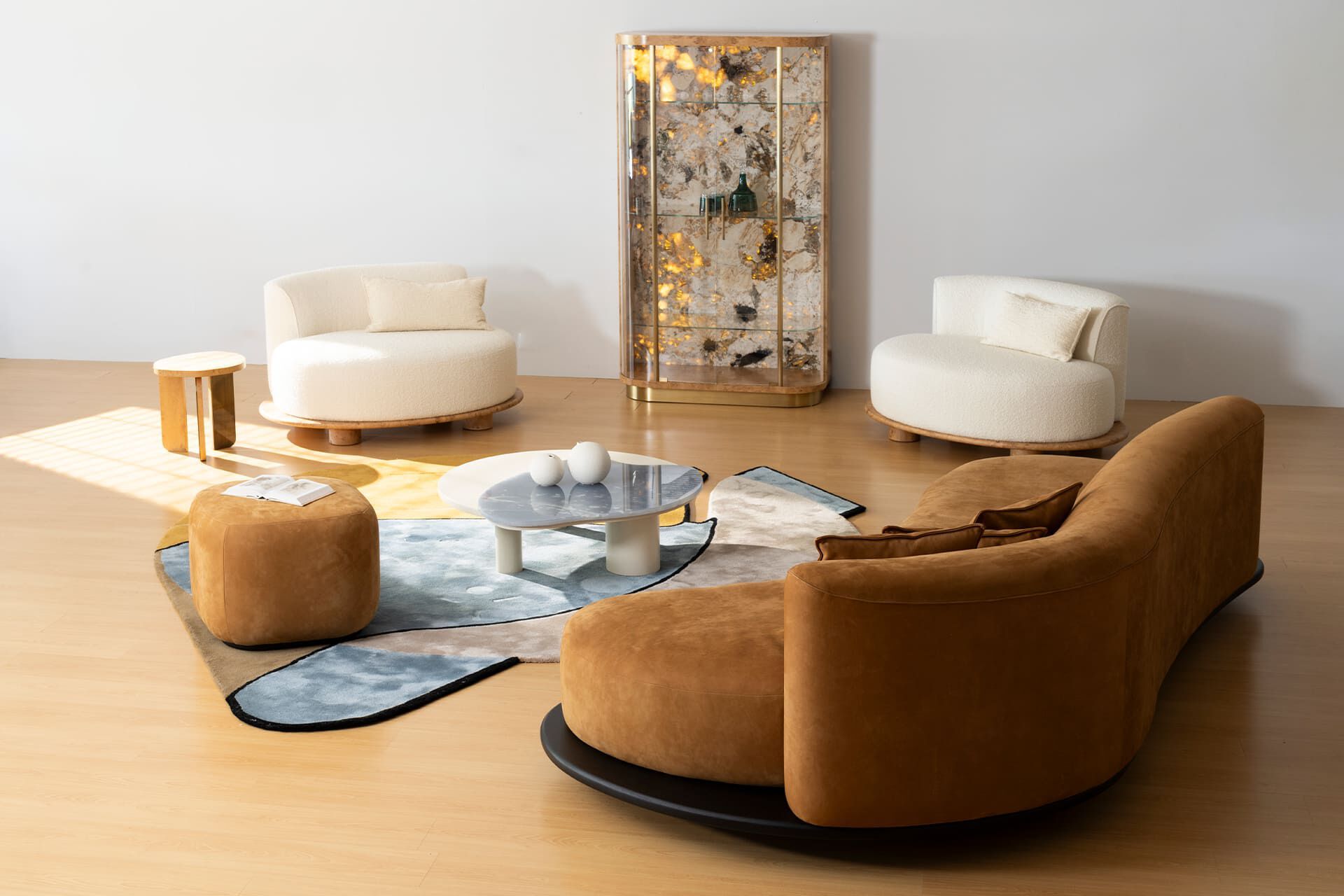 Витрина со встроенным освещением Greenapple PENEDO ARCH-00039957 - Вид №6