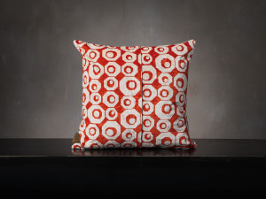 Квадратная подушка из вискозы