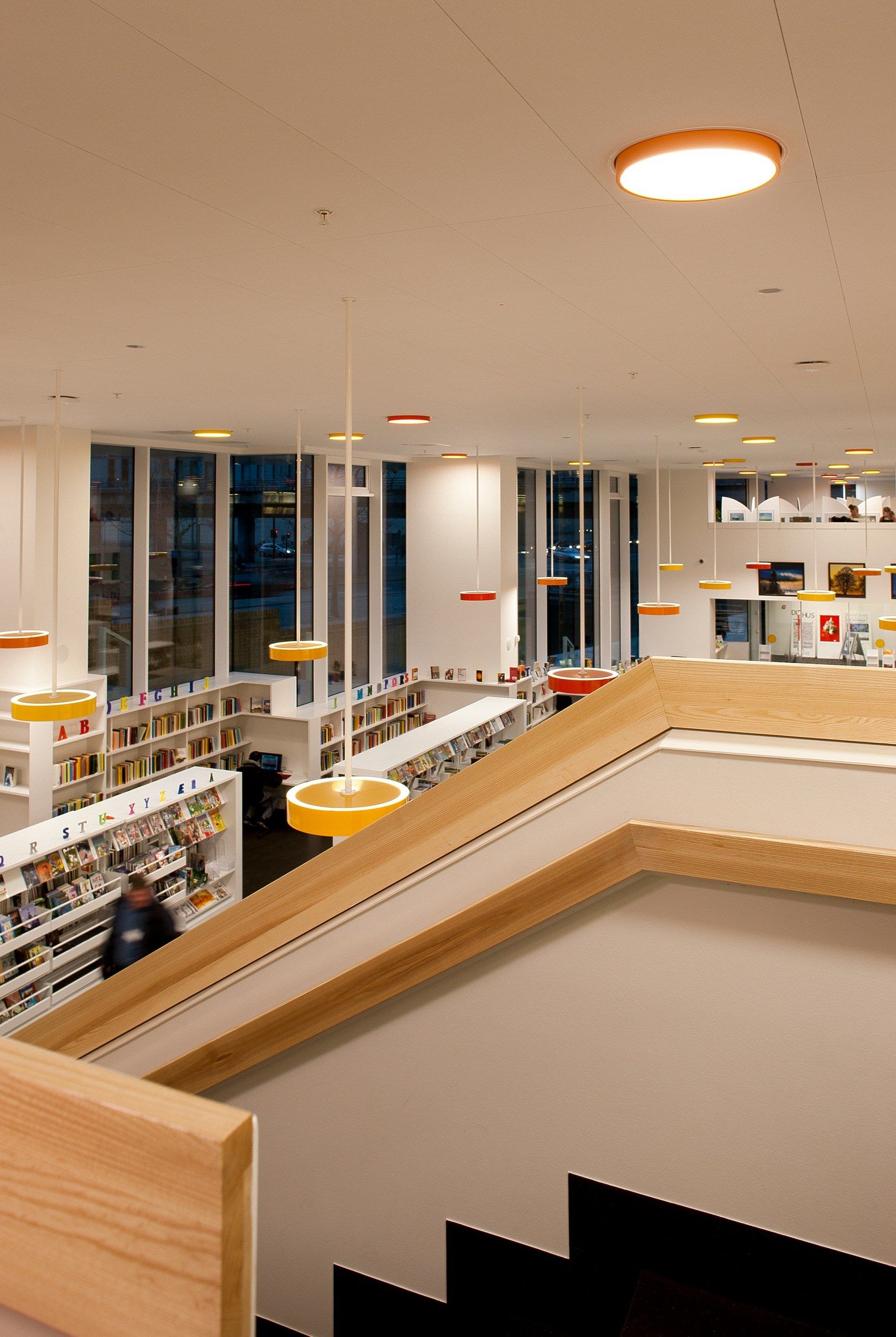 Светодиодный потолочный светильник Louis Poulsen LP CIRCLE ARCH-00101429 - Вид №25