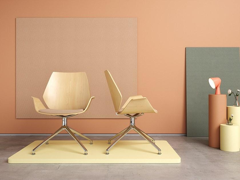 Casala Мягкое вращающееся кресло на деревянном жердочке Centuro iv lounge 4942/10-11 - Вид №2