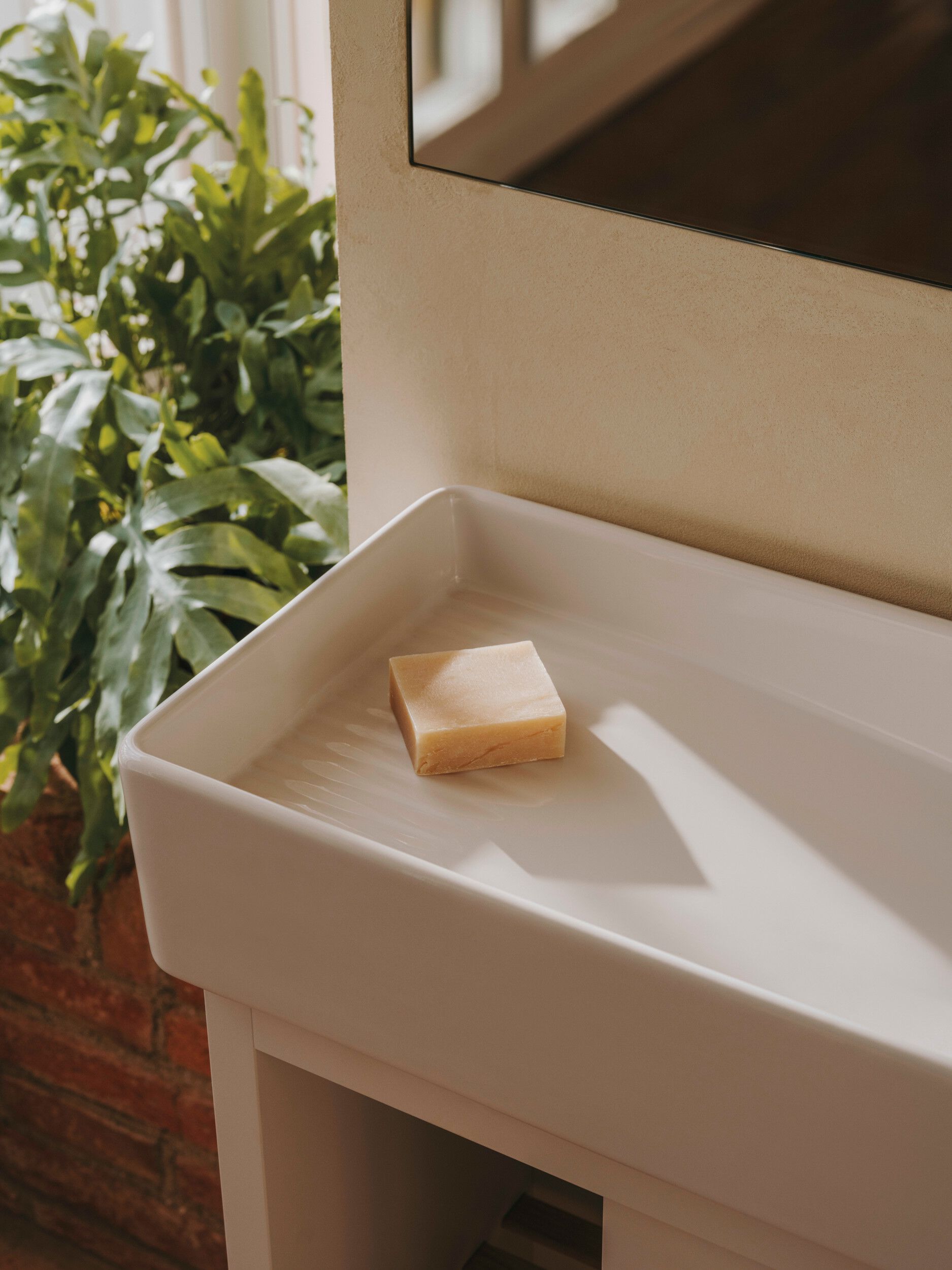 Деревянный подвесной умывальник с дверцами Roca ARCH-00047217 - Вид №6