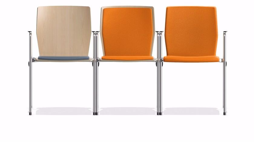 Casala Штабелируемый стул для конференций из ткани с подлокотниками Interlink 2563/10 - Вид №1