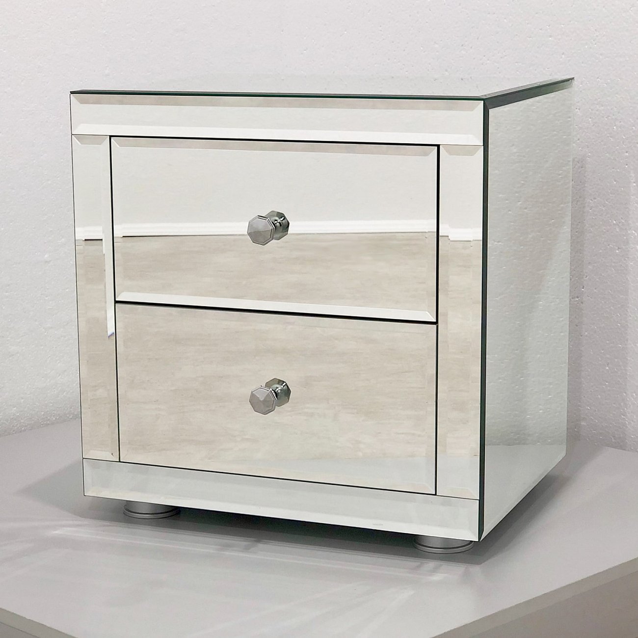 Прикроватная тумбочка дизайнерская зеркальная "Самили" GRAUM  304060 Зеркальный  - Вид №6