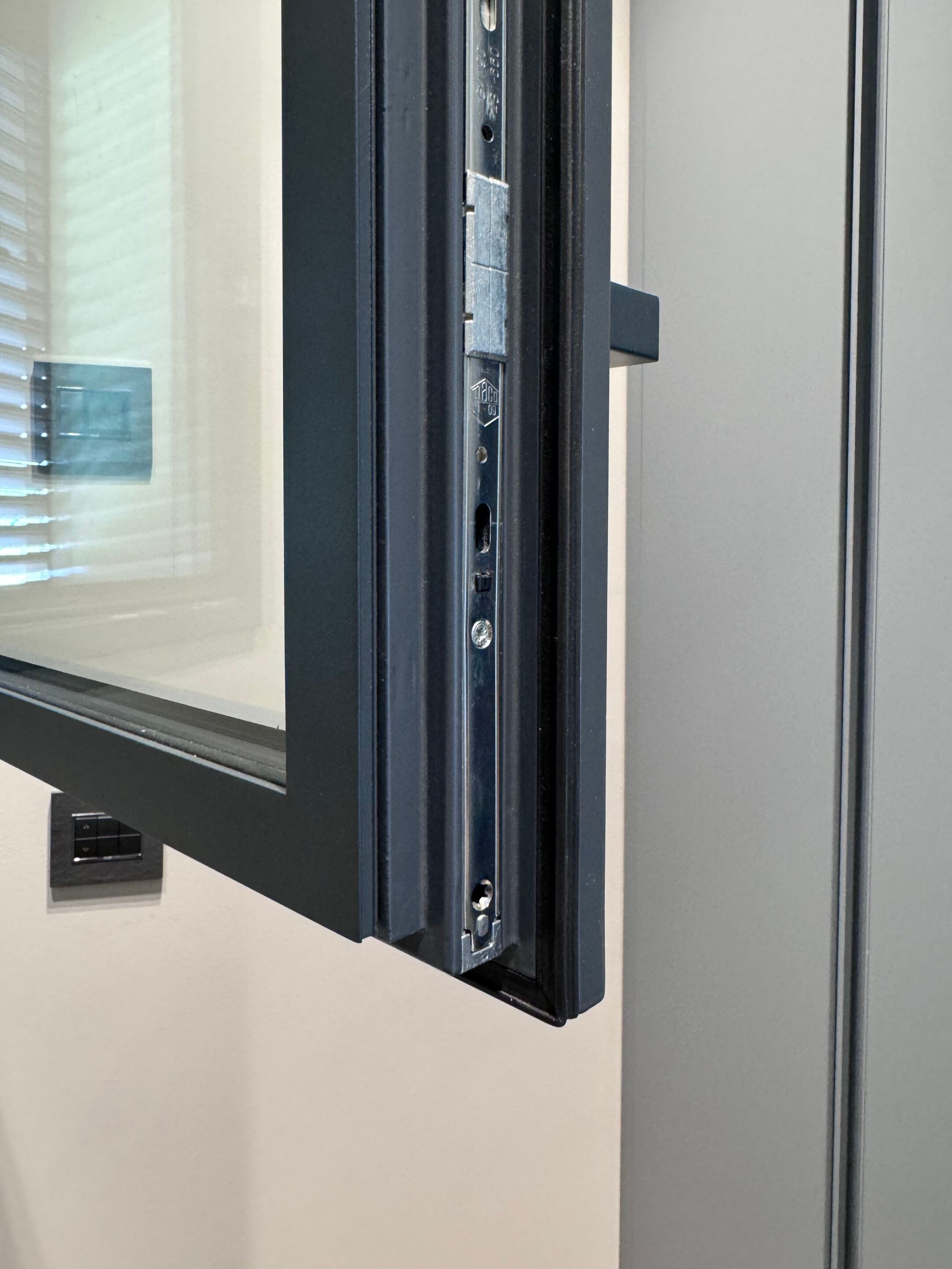 Деревянные и алюминиевые окна Bussi MINIMAL VISUALUX A ARCH-00076685 - Вид №4