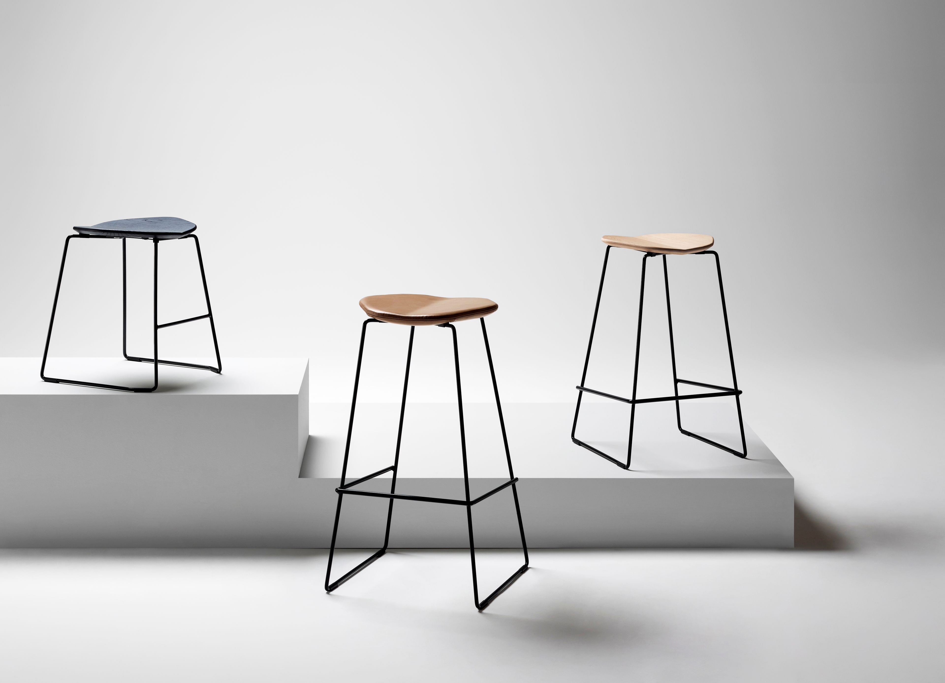 Низкий табурет с подставкой для ног Ross Gardam Duet ARCH-00044911 - Вид №11