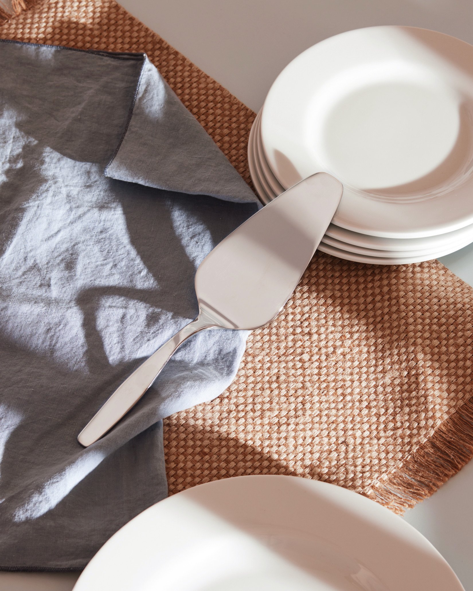 Сервер торта Алесси Ицумо Alessi ANF06/15 - Вид №1