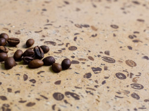 Однокомпонентное покрытие с ингредиентами для восстановления, полученными из кофе