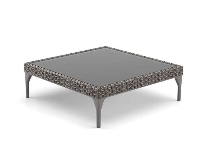 Стеклянный низкий квадратный садовый столик DEDON MU ARCH-00075903