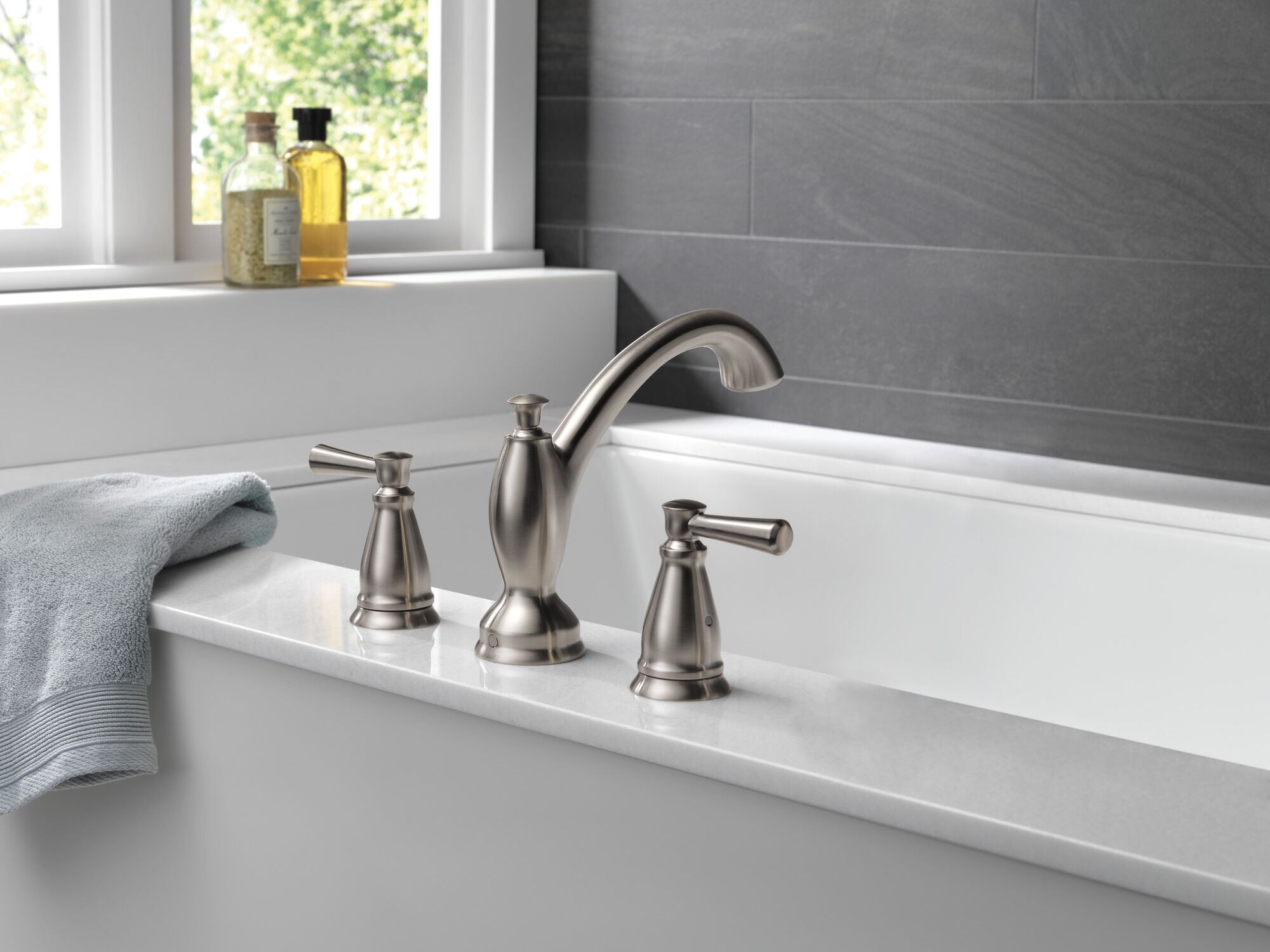 Традиционная римская отделка для ванны Delta Faucet T2793-SS - Вид №2