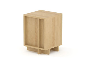 Квадратная тумбочка из массива дерева