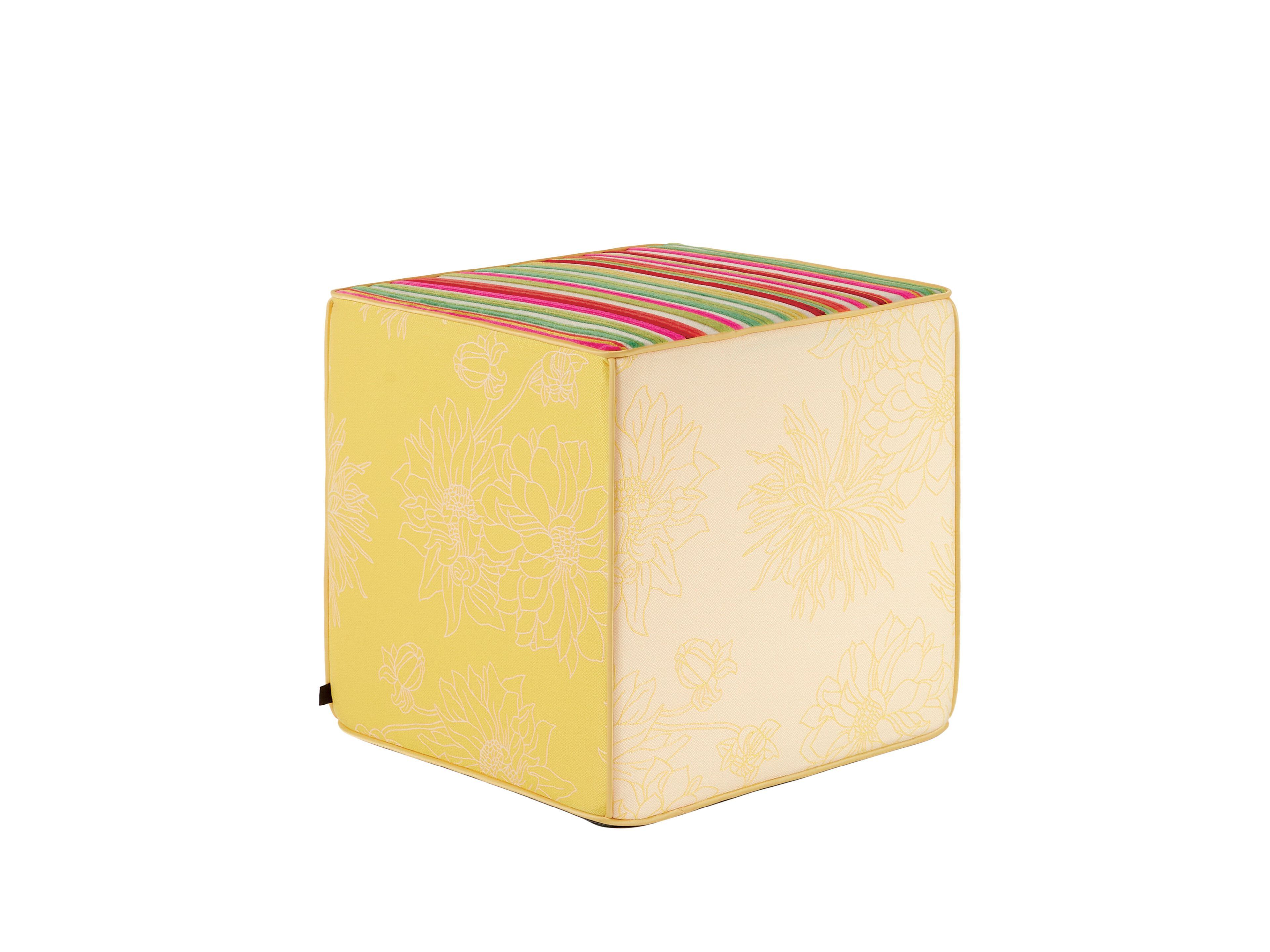 Квадратный пуф из ткани K-3 Hana Pop ARCH-00074392 - Вид №1